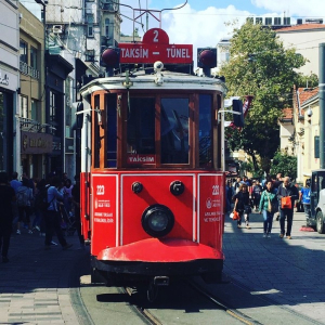 3 Essential Experiences for Your First Trip to Istanbul